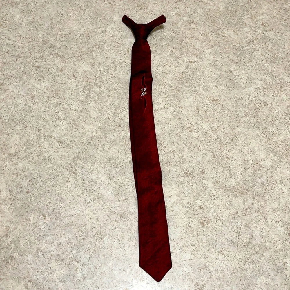 VINTAGE BOYS BURGUNDY CLIP ON TIE